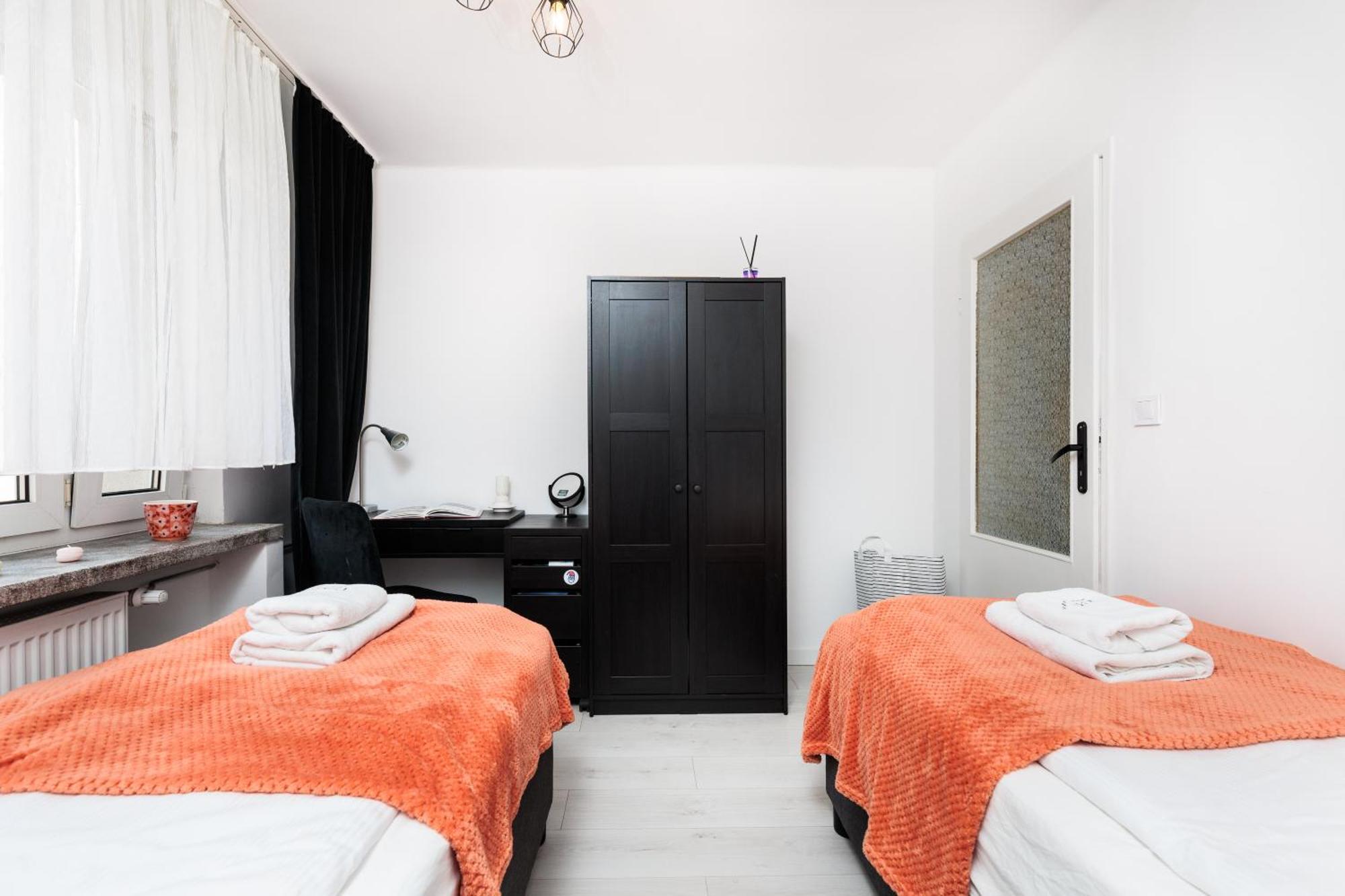 Quiet Quarter - By Upstairs Apartment Krakow